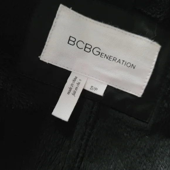 ⭐️BCBG Generation Coat⭐️ - Picture 3 of 5